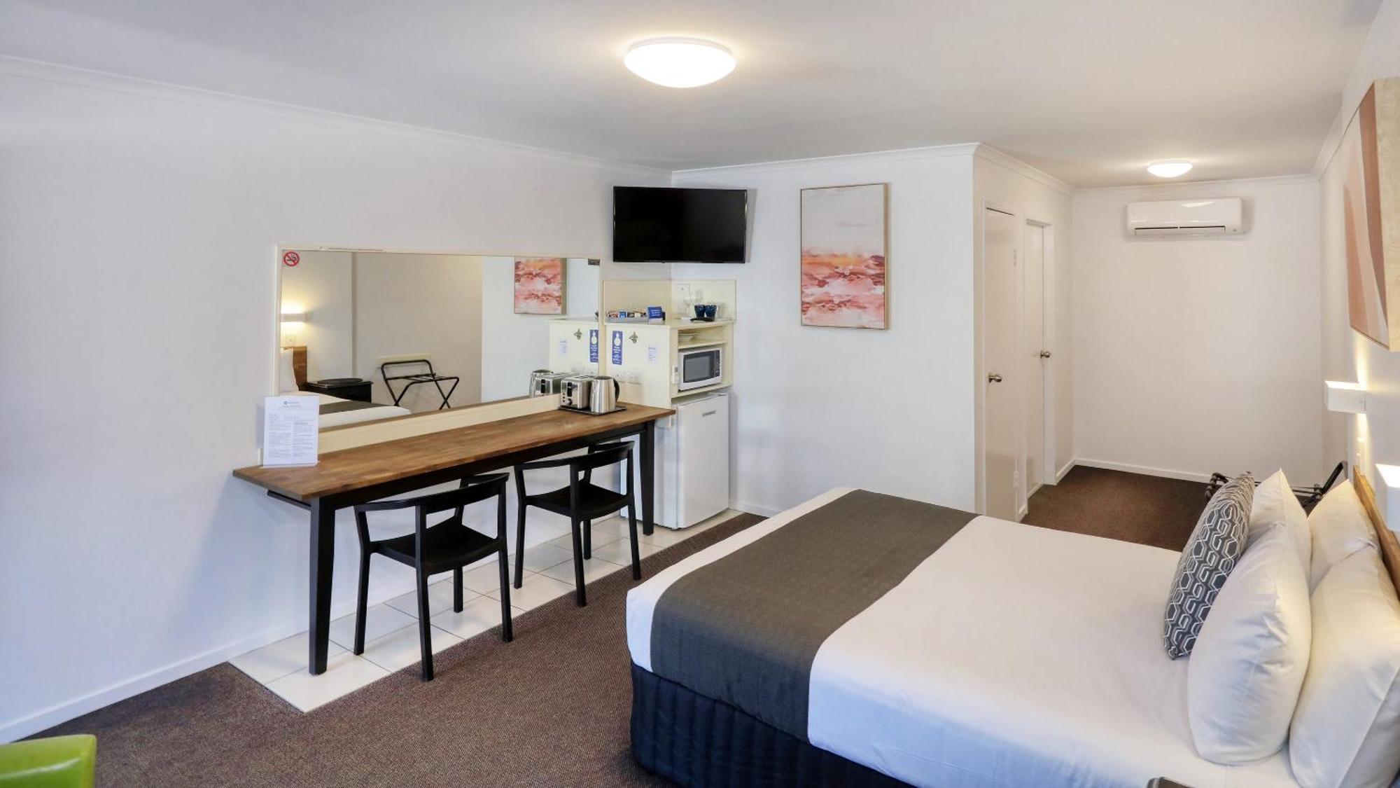 Best Western Caboolture Gateway Motel Exterior photo
