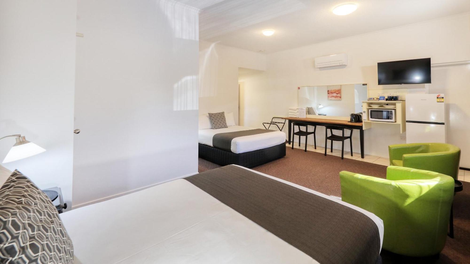 Best Western Caboolture Gateway Motel Exterior photo