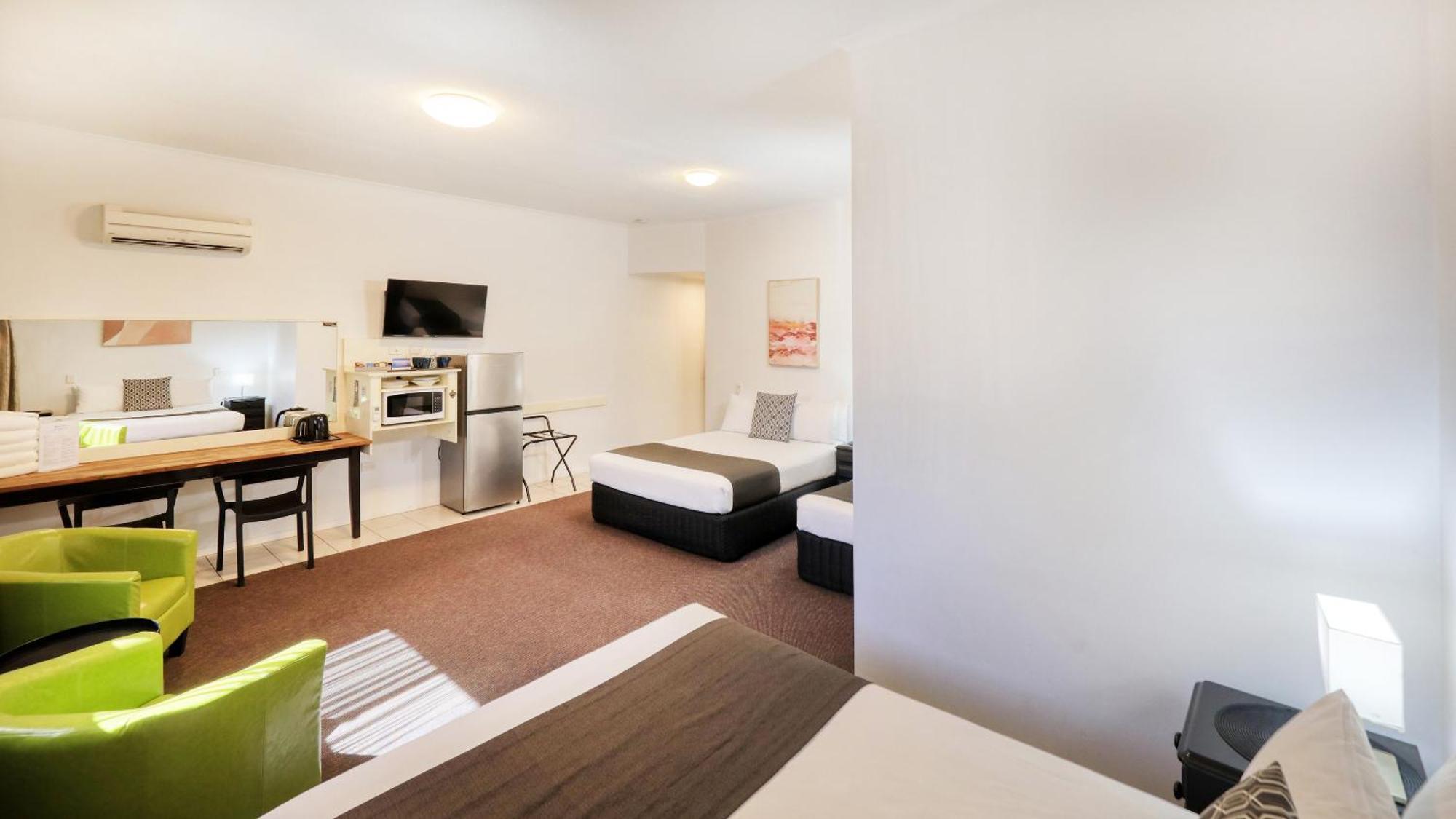 Best Western Caboolture Gateway Motel Exterior photo